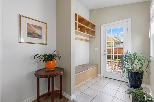 Photo 16 for MLS #2119100 at 2034 E Hubbard Ave