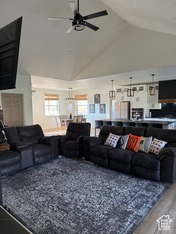 Photo 19 for MLS #2119101 at 1591 S River Rock Way