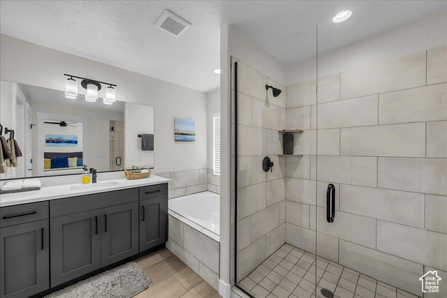 Photo 9 for MLS #2119108 at 542 N Ventura Ln