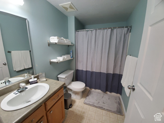 Photo 13 for MLS #2119114 at 165 W Albion Village Way #201