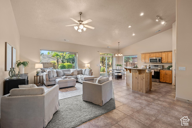 Photo 3 for MLS #2119125 at 1995 W 1900 North