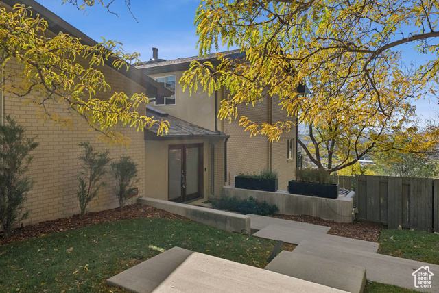 View photos for 719 N Eastcapitol Blvd MLS #2119128 - 719 N Eastcapitol Blvd