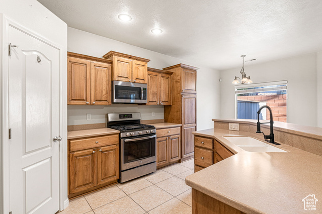 Photo 7 for MLS #2119148 at 3305 W Bonita