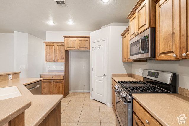 Photo 8 for MLS #2119148 at 3305 W Bonita