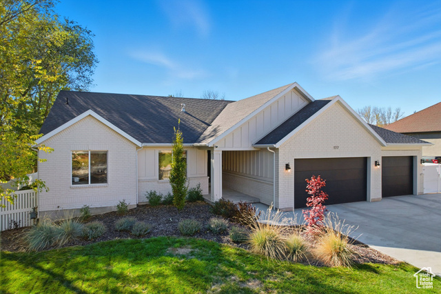 Photo 2 for MLS #2119151 at 177 W Canyon Crest Rd