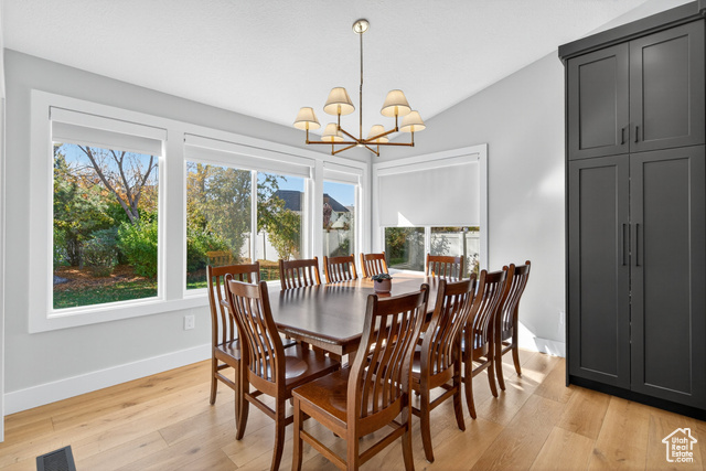 Photo 12 for MLS #2119151 at 177 W Canyon Crest Rd