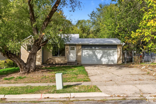 3046 W 4850 S, Roy UT 84067
