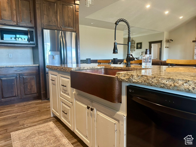 Photo 9 for MLS #2119157 at 2101 E Goose Ranch Rd