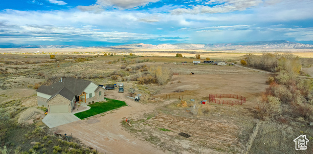 Photo 55 for MLS #2119157 at 2101 E Goose Ranch Rd
