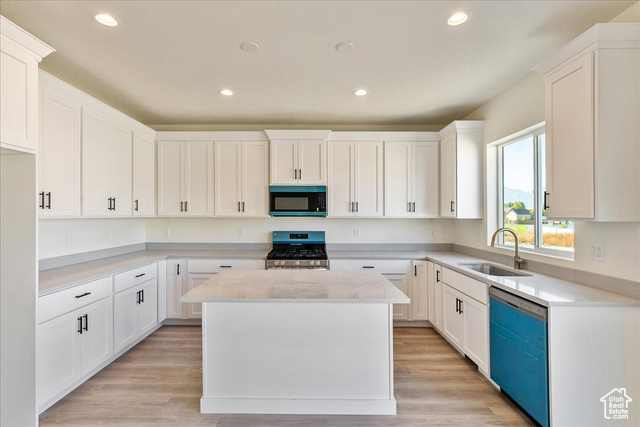 Photo 4 for MLS #2119158 at 3661 N Columbine Way