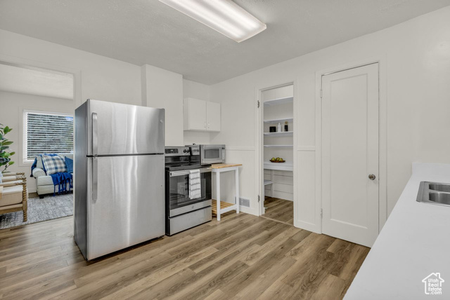 Photo 9 for MLS #2119163 at 178 E 100 South