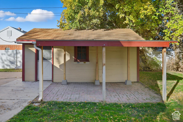 Photo 18 for MLS #2119164 at 423 E Crescent Dr