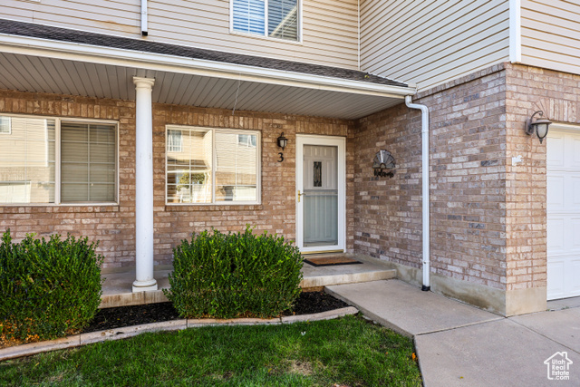 Photo 3 for MLS #2119168 at 203 W 4900 South #3