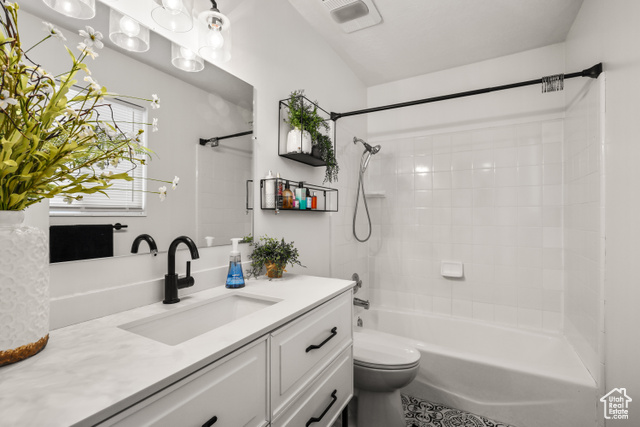 Photo 17 for MLS #2119168 at 203 W 4900 South #3