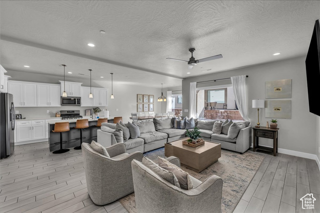 Photo 6 for MLS #2119170 at 275 N 2020 West