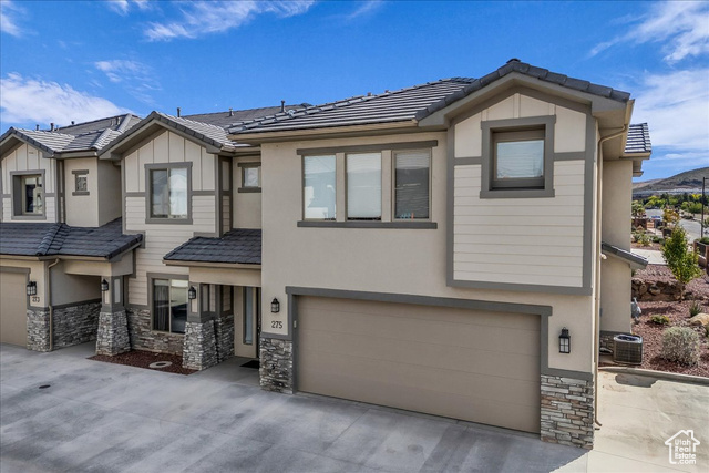 Photo 2 for MLS #2119170 at 275 N 2020 West