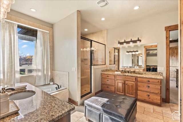 Photo 21 for MLS #2119171 at 823 W Summit Haven Cir