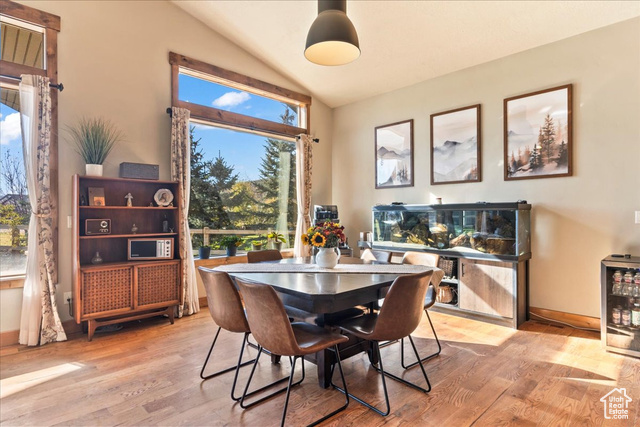 Photo 9 for MLS #2119171 at 823 W Summit Haven Cir