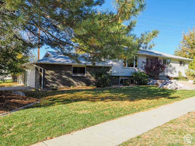 Photo 3 for MLS #2119179 at 7820 S Nantucket Dr