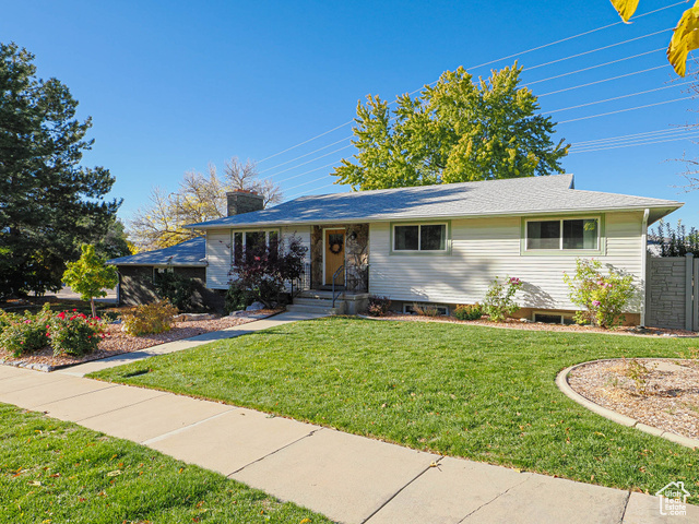 View photos for 7820 S Nantucket Dr MLS #2119179 - 7820 S Nantucket Dr
