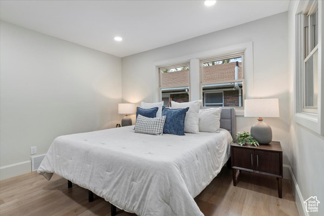 Photo 16 for MLS #2119194 at 855 E Belmont Ave