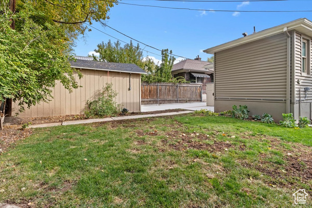 Photo 27 for MLS #2119194 at 855 E Belmont Ave