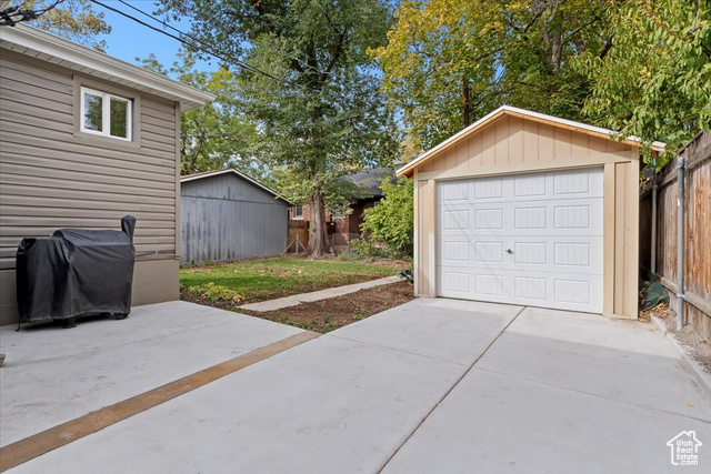 Photo 26 for MLS #2119194 at 855 E Belmont Ave