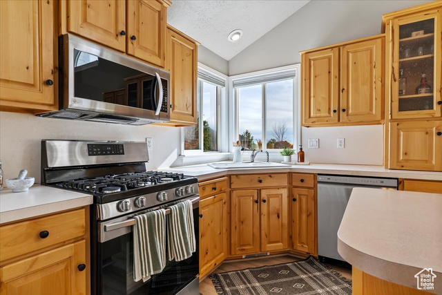 Photo 15 for MLS #2119196 at 9 W 2150 North