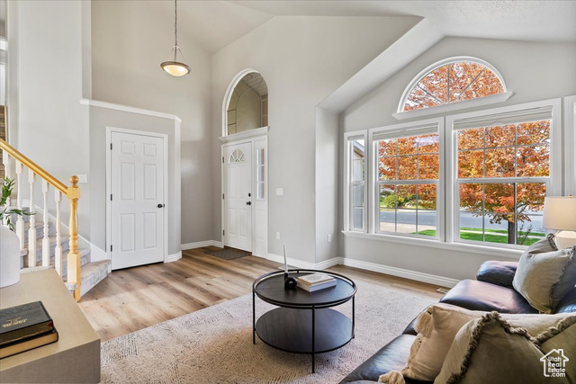 Photo 4 for MLS #2119196 at 9 W 2150 North