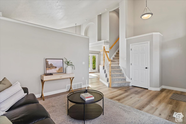 Photo 5 for MLS #2119196 at 9 W 2150 North