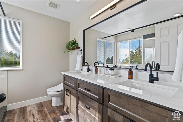 Photo 19 for MLS #2119196 at 9 W 2150 North