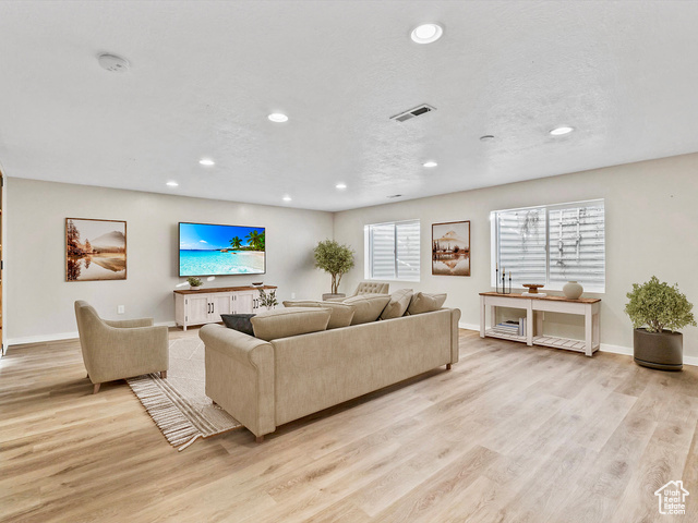 Photo 11 for MLS #2119198 at 4104 Rose Springs Rd