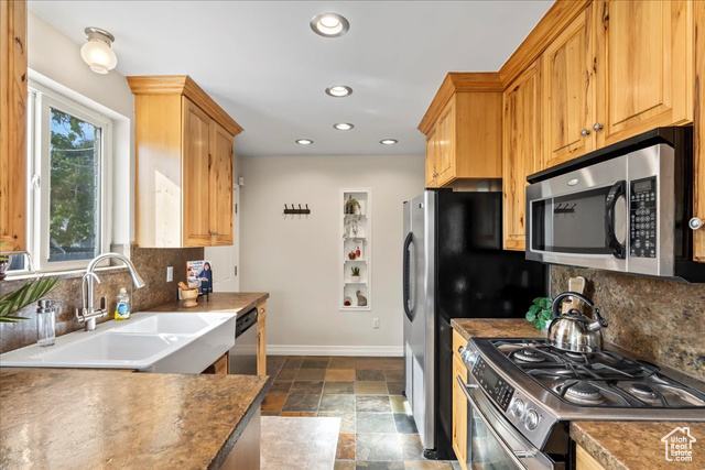 Photo 13 - 7598 S Jefferson St, Midvale UT 84047