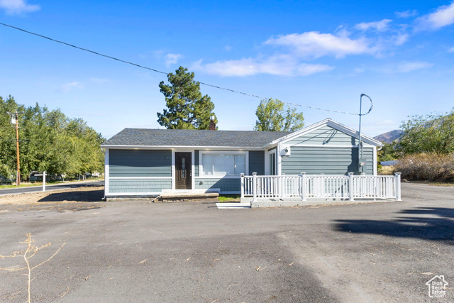 Photo 2 for MLS #2119205 at 1938 N Walker Rd
