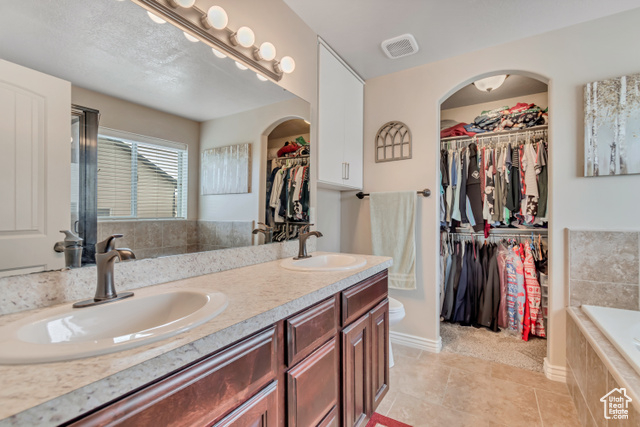 Photo 18 for MLS #2119211 at 2241 W 2475 North