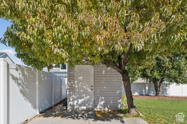 Photo 68 for MLS #2119214 at 1434 W Autumn Oak Cir