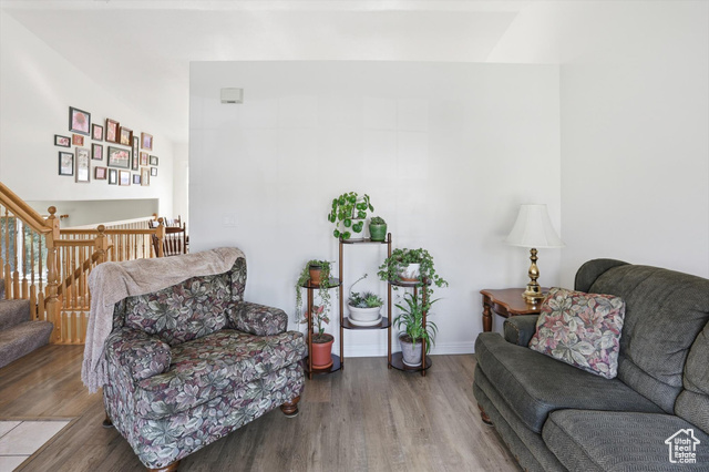 Photo 6 for MLS #2119215 at 324 E 1325 North