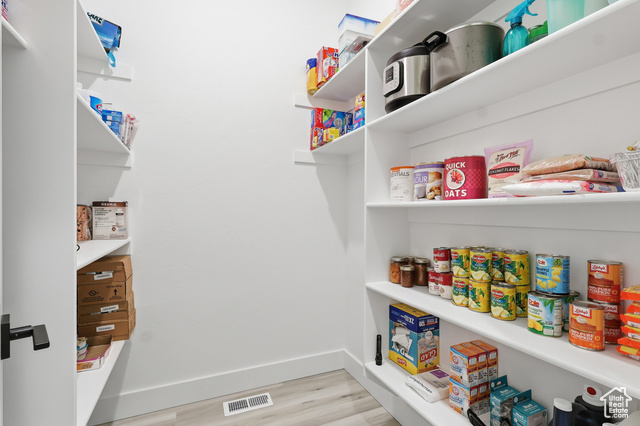 Photo 10 for MLS #2119216 at 653 S 1140 East