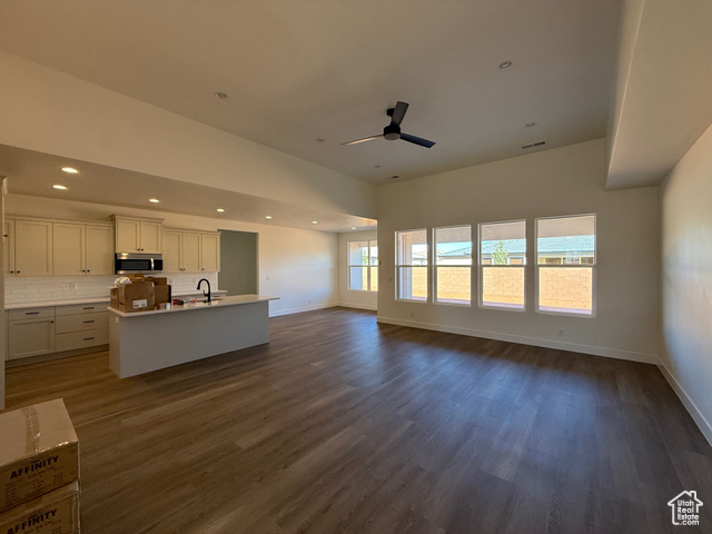 Photo 15 for MLS #2119218 at 3129 S 4850 West