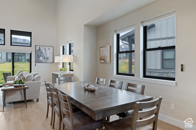 Photo 10 for MLS #2119224 at 991 Eland Cir #90