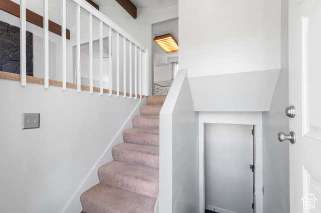 Photo 8 for MLS #2119233 at 3261 S 4665 West