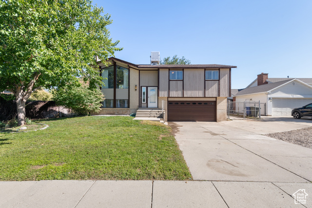 Photo 2 for MLS #2119233 at 3261 S 4665 West