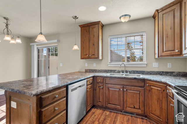 Photo 9 for MLS #2119239 at 927 N Independence Ave
