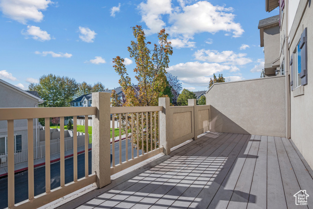 Photo 10 for MLS #2119239 at 927 N Independence Ave