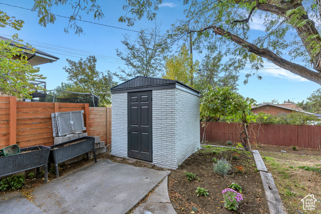 Photo 35 for MLS #2119240 at 1175 N Locust Ln