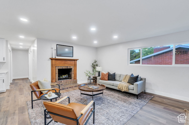 Photo 2 for MLS #2119240 at 1175 N Locust Ln