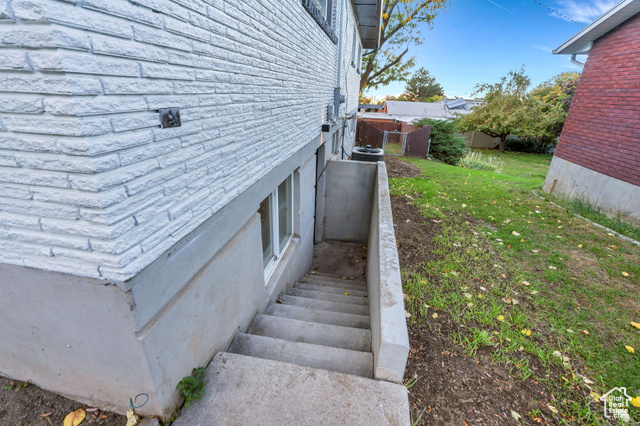 Photo 33 for MLS #2119240 at 1175 N Locust Ln