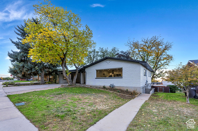 Photo 41 for MLS #2119240 at 1175 N Locust Ln