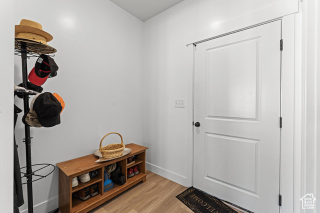 Photo 9 for MLS #2119248 at 1544 S Windsong Dr