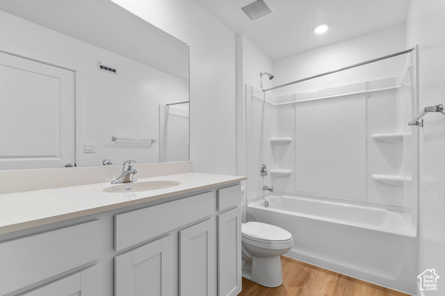 Photo 15 for MLS #2119258 at 1469 E 690 North #1101